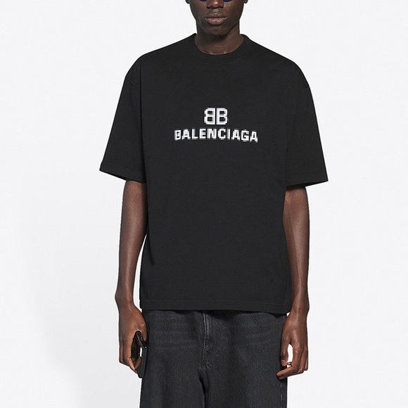 NWT Men’ Size Medium Balenciaga BB Pixel Logo T-Shirt 100% Cotton In Black/White - Picture 1 of 15
